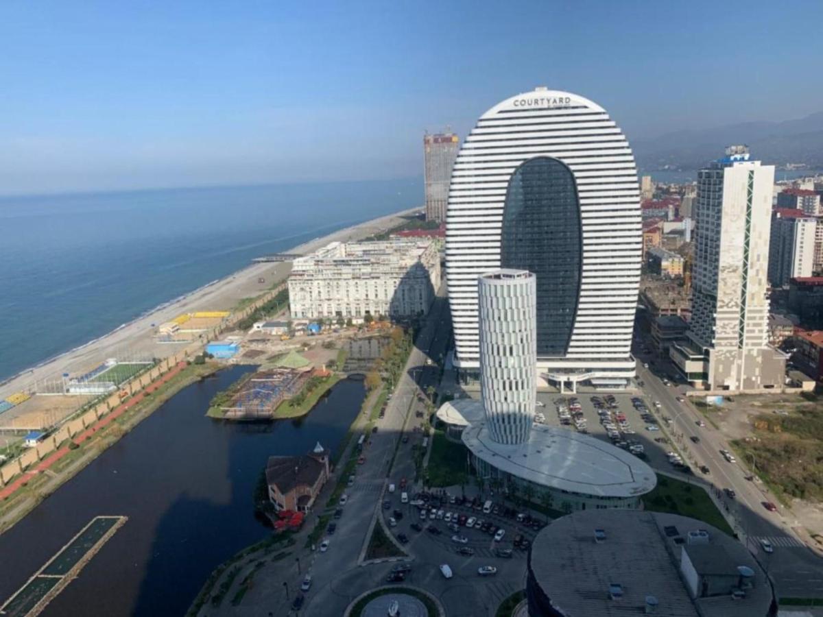 Panoramic Sea And City View Aparthotel In Orbi City Batumi Esterno foto