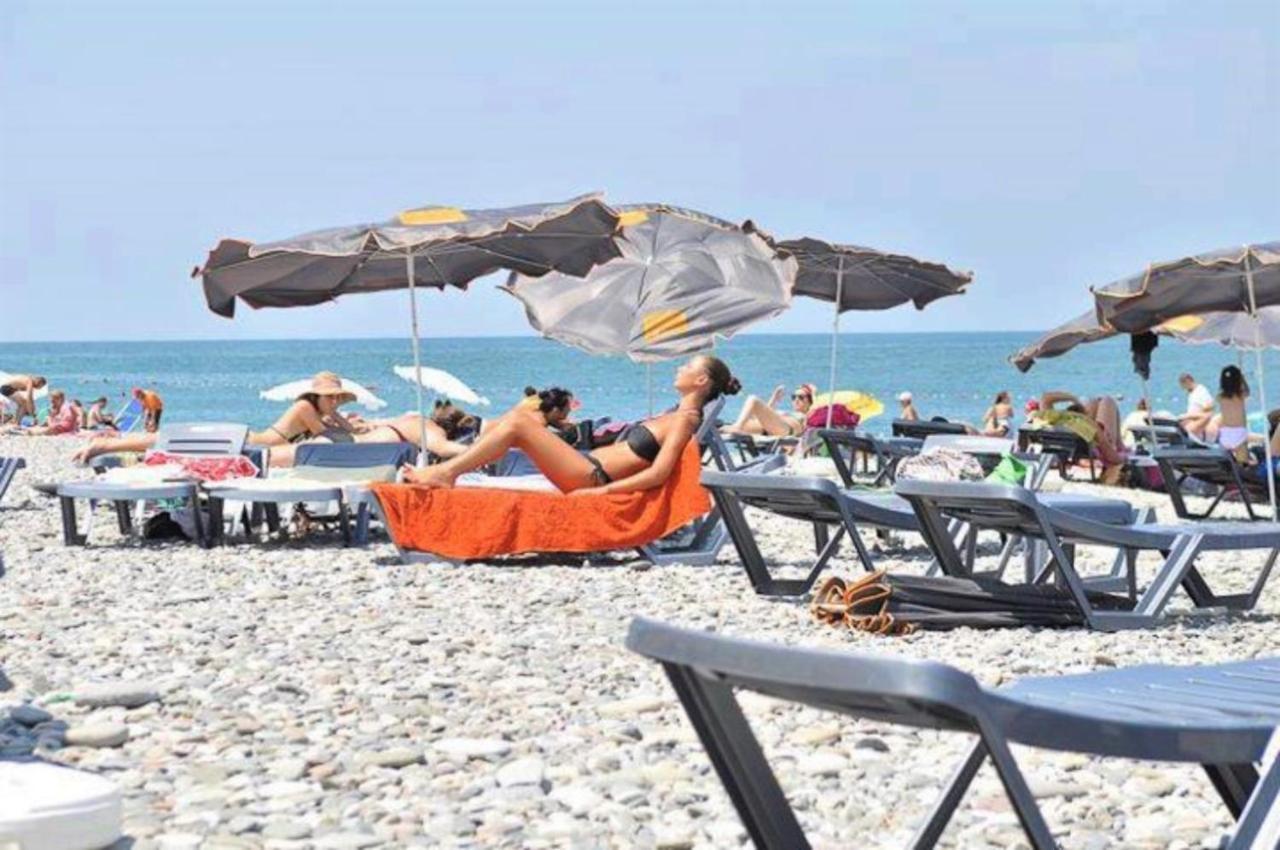 Panoramic Sea And City View Aparthotel In Orbi City Batumi Esterno foto